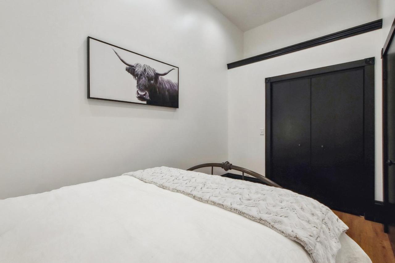 Sleek Millersburg Apartment In Downtown! 외부 사진